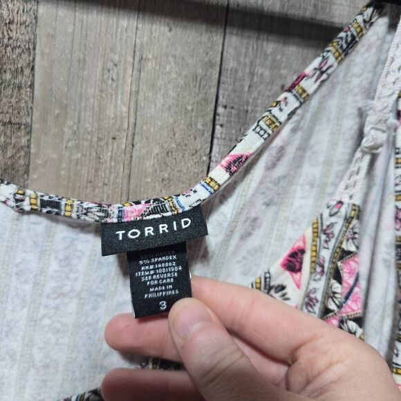 5/$25 Torrid Multipattern Crochet Trim Swing Camisole Tank Top Plus Size 3x - Picture 4 of 4